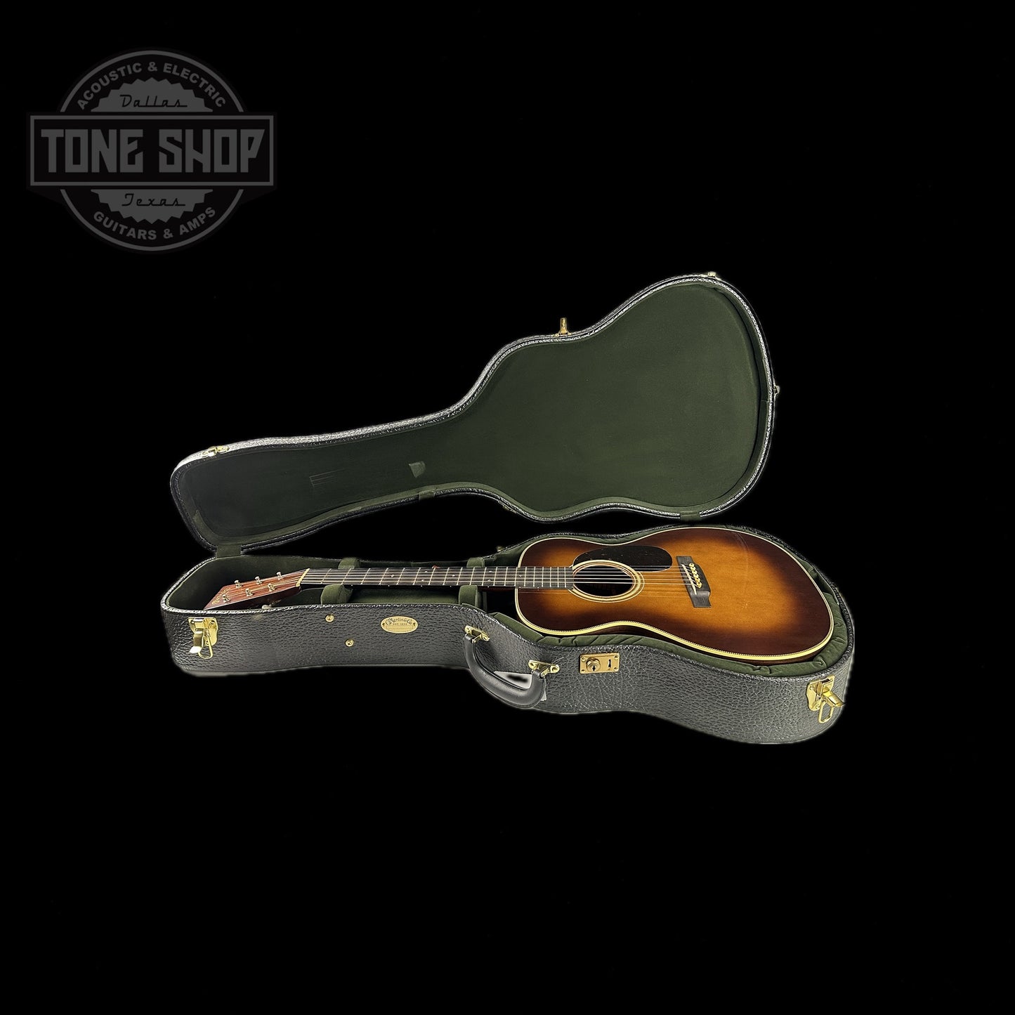 Martin Custom Shop 000-28 Authentic 1937 Vintage Low Gloss w/Stage 1 Aging w/Ambertone Burst in case.