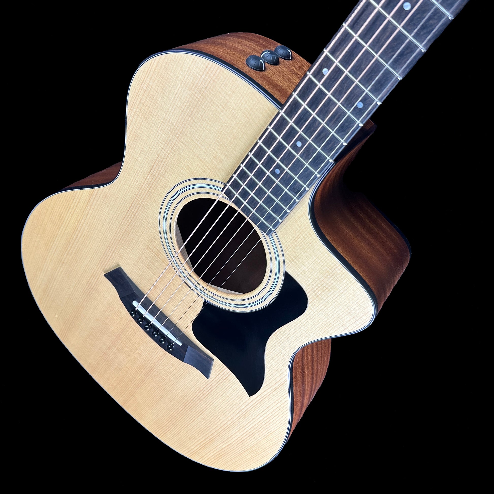 Front angle of Used Taylor 114ce.