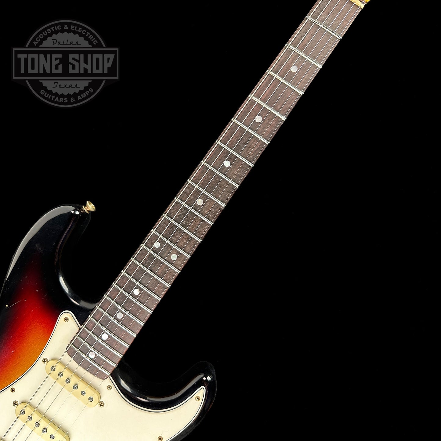 Fretboard of Fender Custom Shop Limited Edition Late 64 Strat Relic Target 3 Color Sunburst.