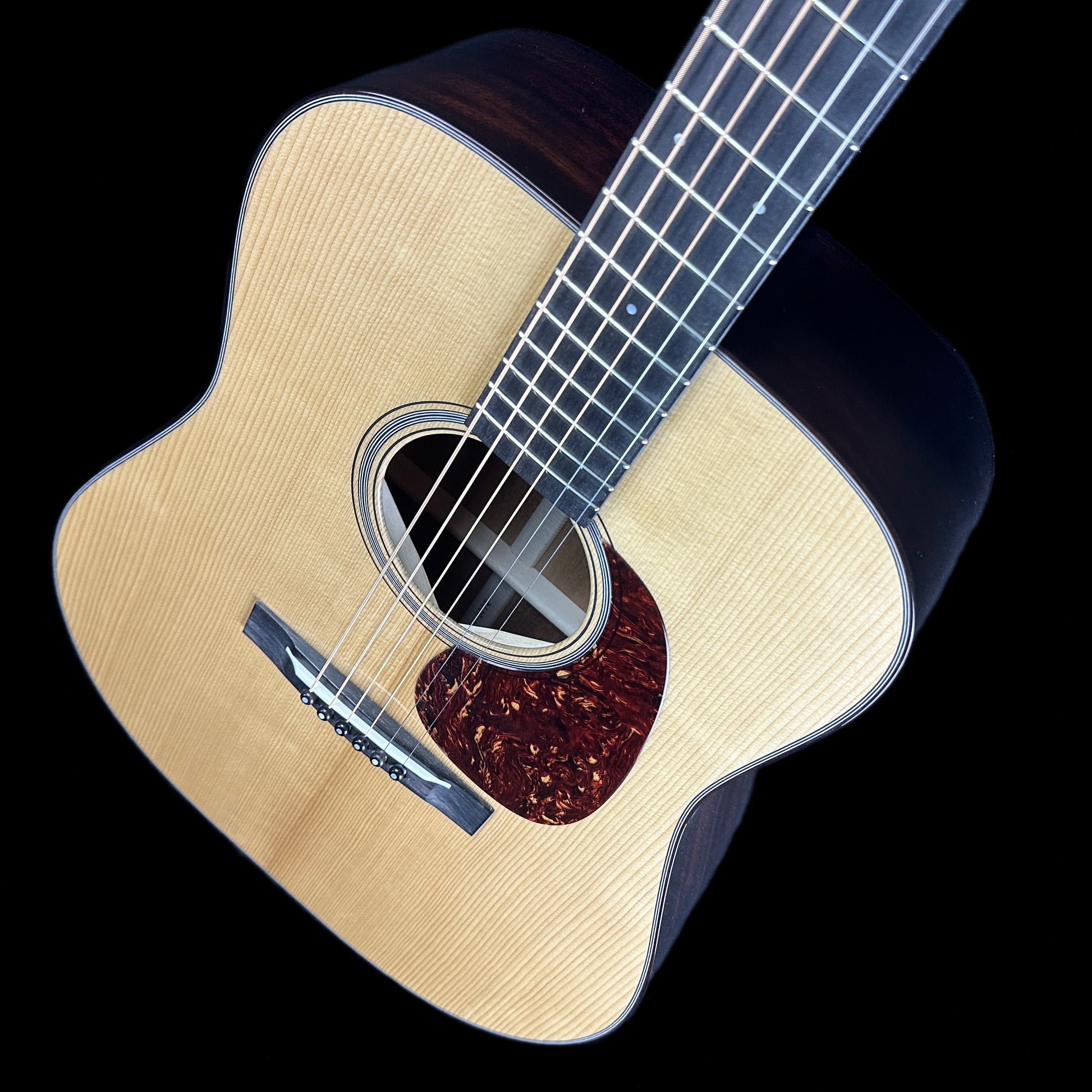 Front angle of Huss & Dalton TD-M Custom Thermo Cured Red Spruce/Sinker Mahogany.