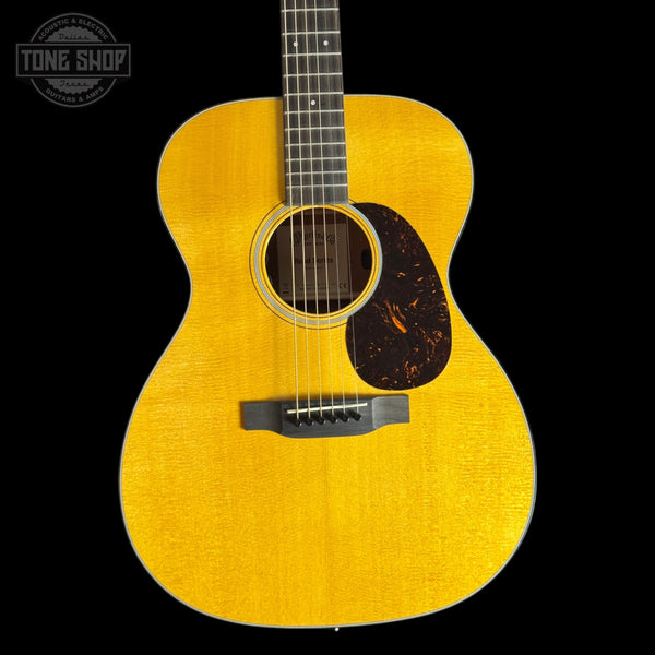 Front o Used 2026 Martin 000-12e Retro.