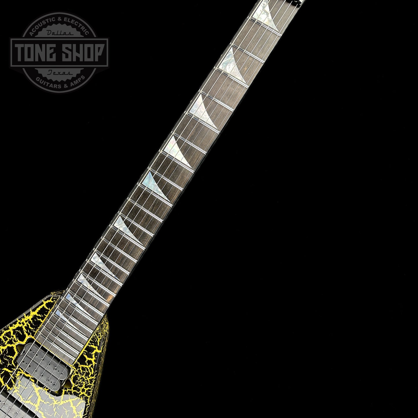 Fretboard of Jackson Custom Shop Limited Edition Randy Rhoads Nos Black With Yellow Crackle.