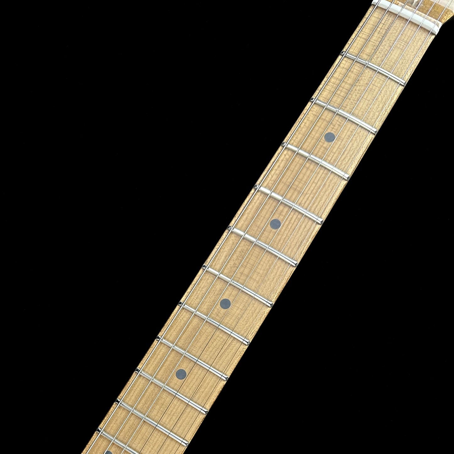 Fretboard of Fender American Professional II Strat Roasted MP 2-Color Sunburst Ash.