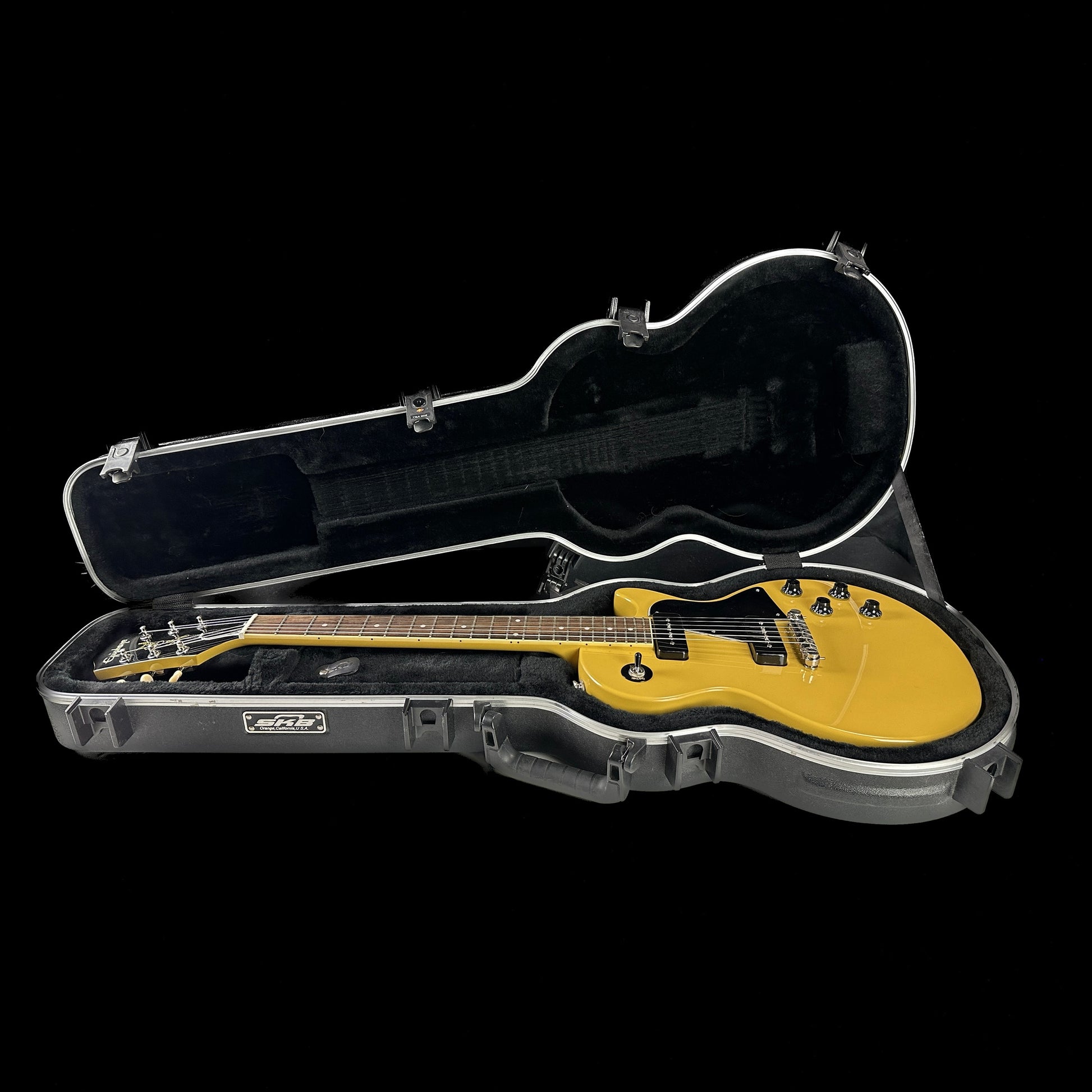 Used Epiphone Les Paul Special TV Yellow in case.