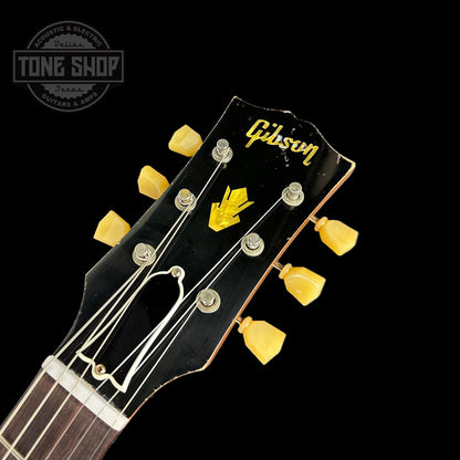 Front of headstock of Gibson Custom Shop 1958 ES-335 Dirty Blonde Murphy Lab Heavy Aged Limited.