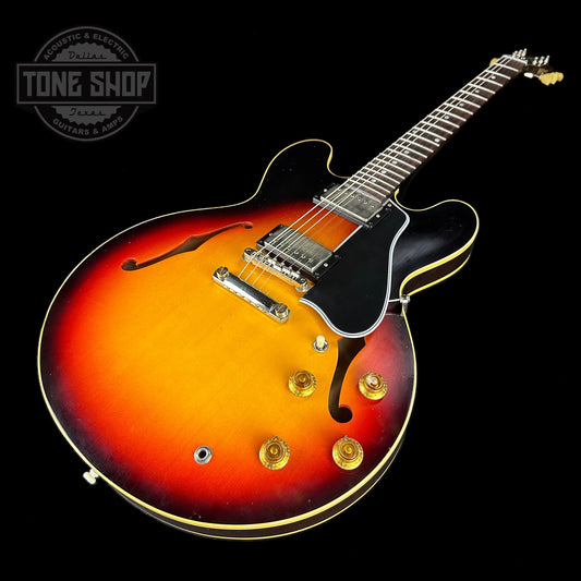 Front angle of Gibson Custom Shop 1958 ES-335 Tri-burst Murphy Lab Light Aged Limited.