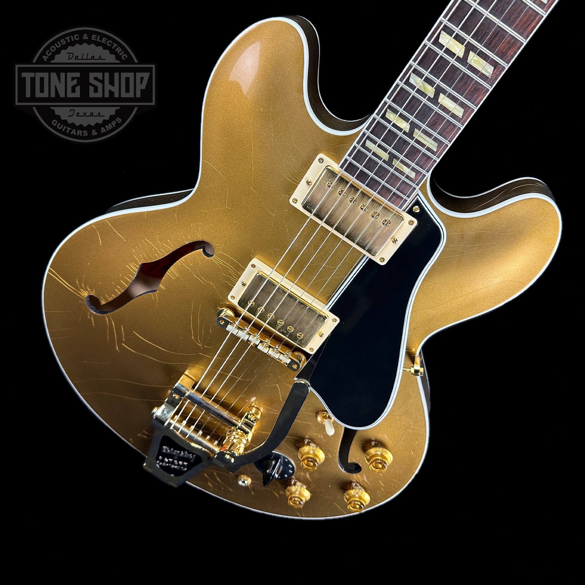 Front angle of Gibson Custom Shop M2M 1964 ES-345 Double Gold Murphy Lab Ultra Light Aged.