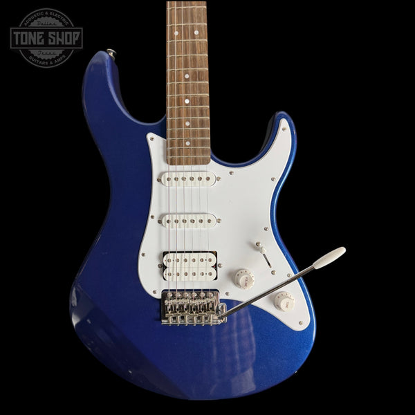 Front of Used Yamaha Pacifica PAC012 Metallic Blue TSS7532.