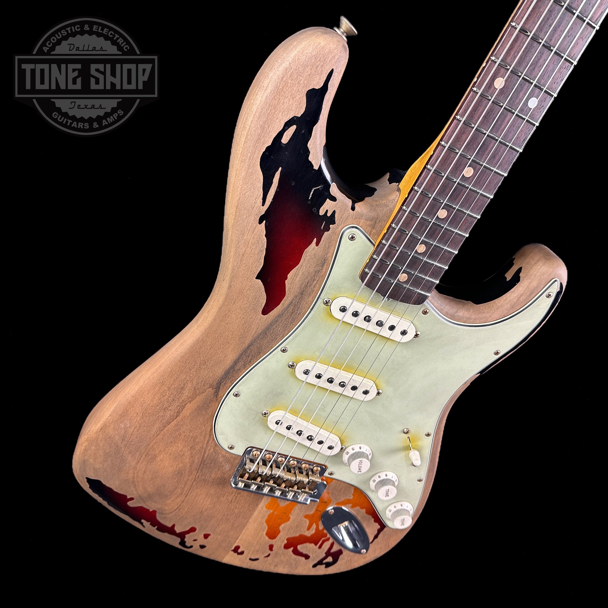 Front angle of Fender Rory Gallagher Signature Stratocaster Relic Rosewood Fingerboard 3-Color Sunburst.