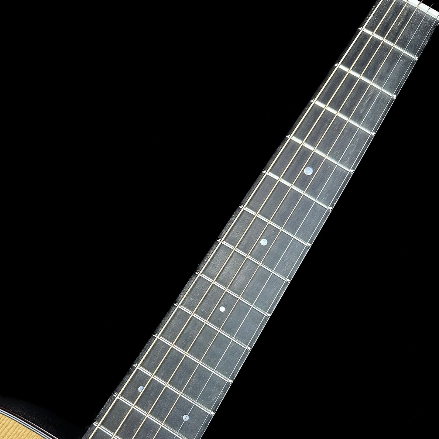 Fretboard of Huss & Dalton TD-M Custom Thermo Cured Red Spruce/Sinker Mahogany.
