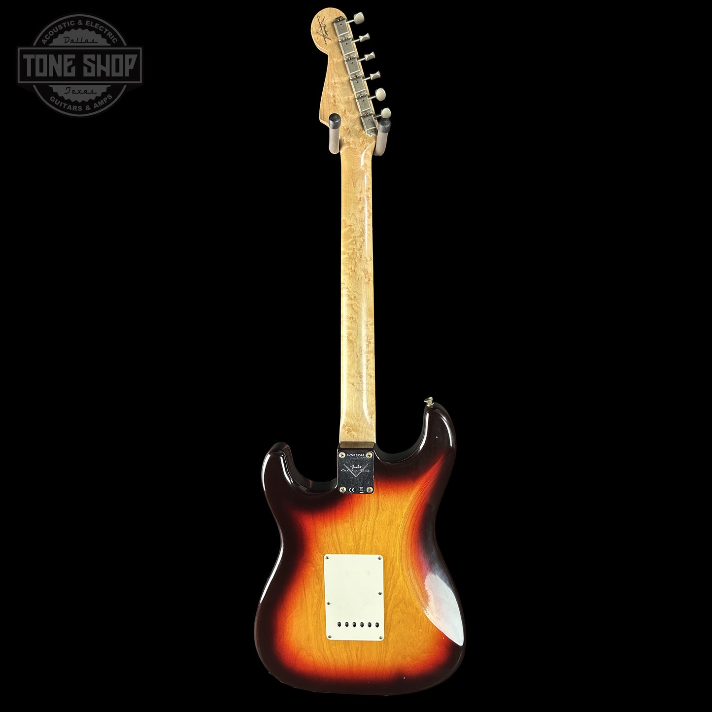 Back of Fender Custom Shop 1963 Stratocaster Journeyman Relic Chocolate 3 Tone Sunburst AAA Maple Neck Fender Custom Shop 1963 Stratocaster Journeyman Relic Chocolate 3 Tone Sunburst AAA Maple Neck CZ588244.