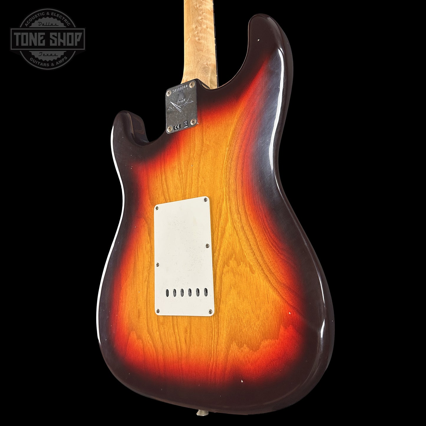 Back right angle of Fender Custom Shop 1963 Stratocaster Journeyman Relic Chocolate 3 Tone Sunburst AAA Maple Neck Fender Custom Shop 1963 Stratocaster Journeyman Relic Chocolate 3 Tone Sunburst AAA Maple Neck CZ588244 body.