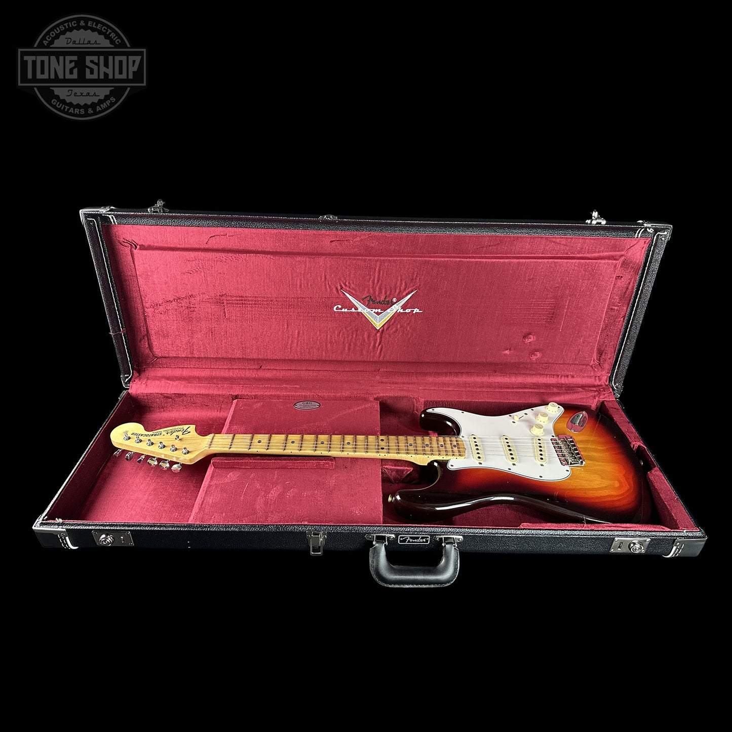 Fender Custom Shop 1969 Stratocaster Journeyman Relic Chocolate 3 Tone Sunburst CZ588710 in case.