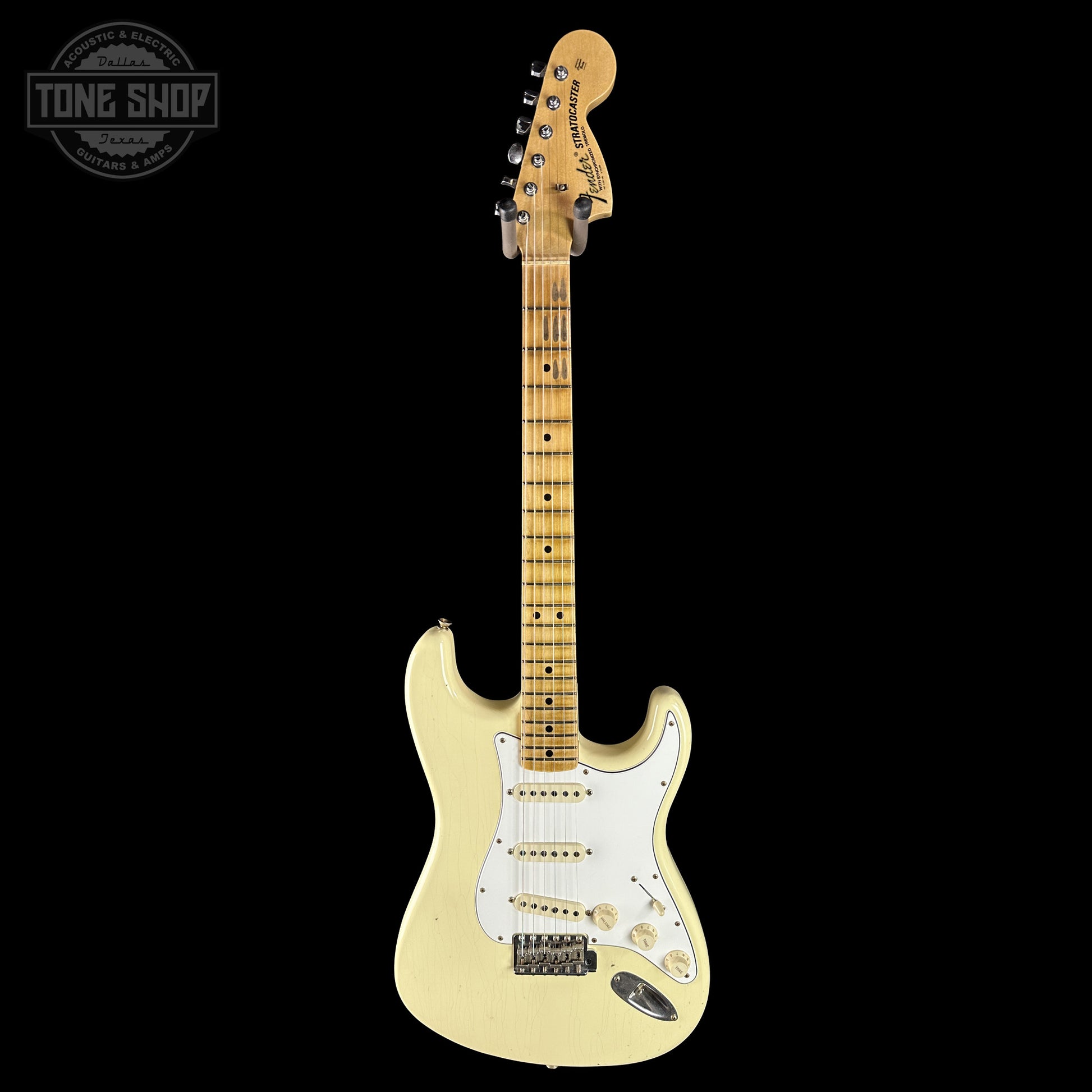 Full frontal of Fender Custom Shop 1969 Stratocaster Journeyman Relic Vintage White CZ588694.