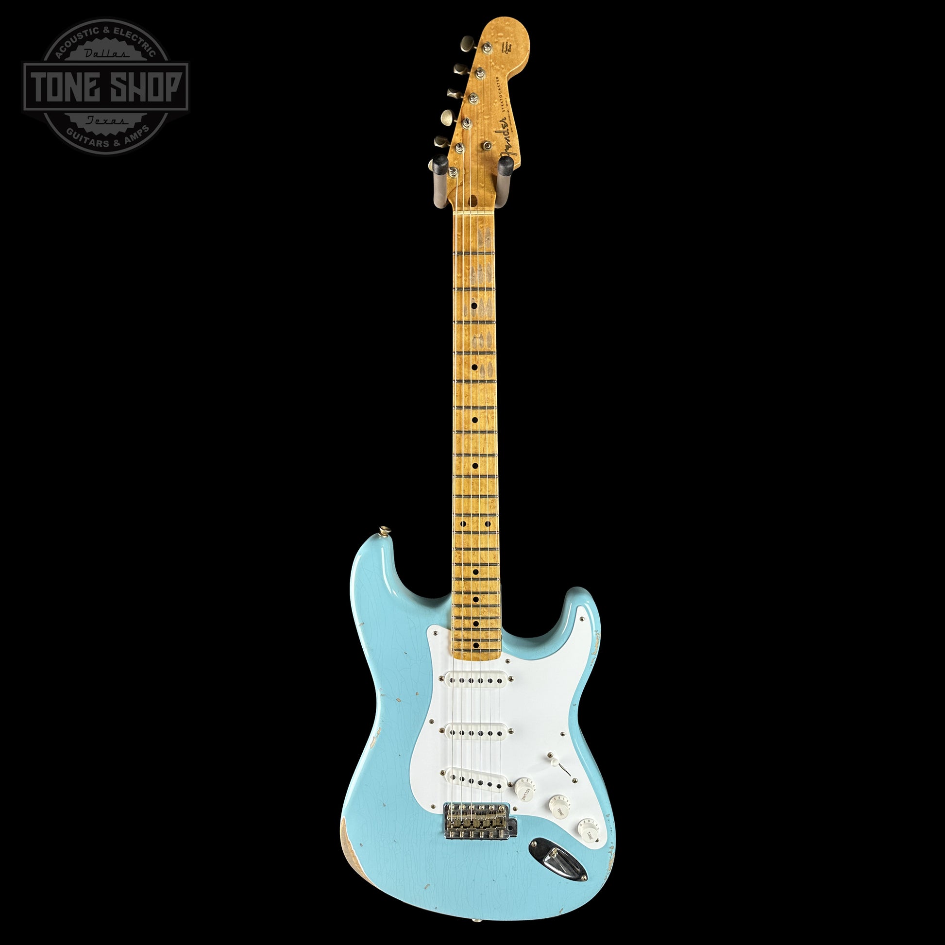 Full frontal of Fender Custom Shop 70th Anniversary 1954 Stratocaster Relic Daphne Blue.