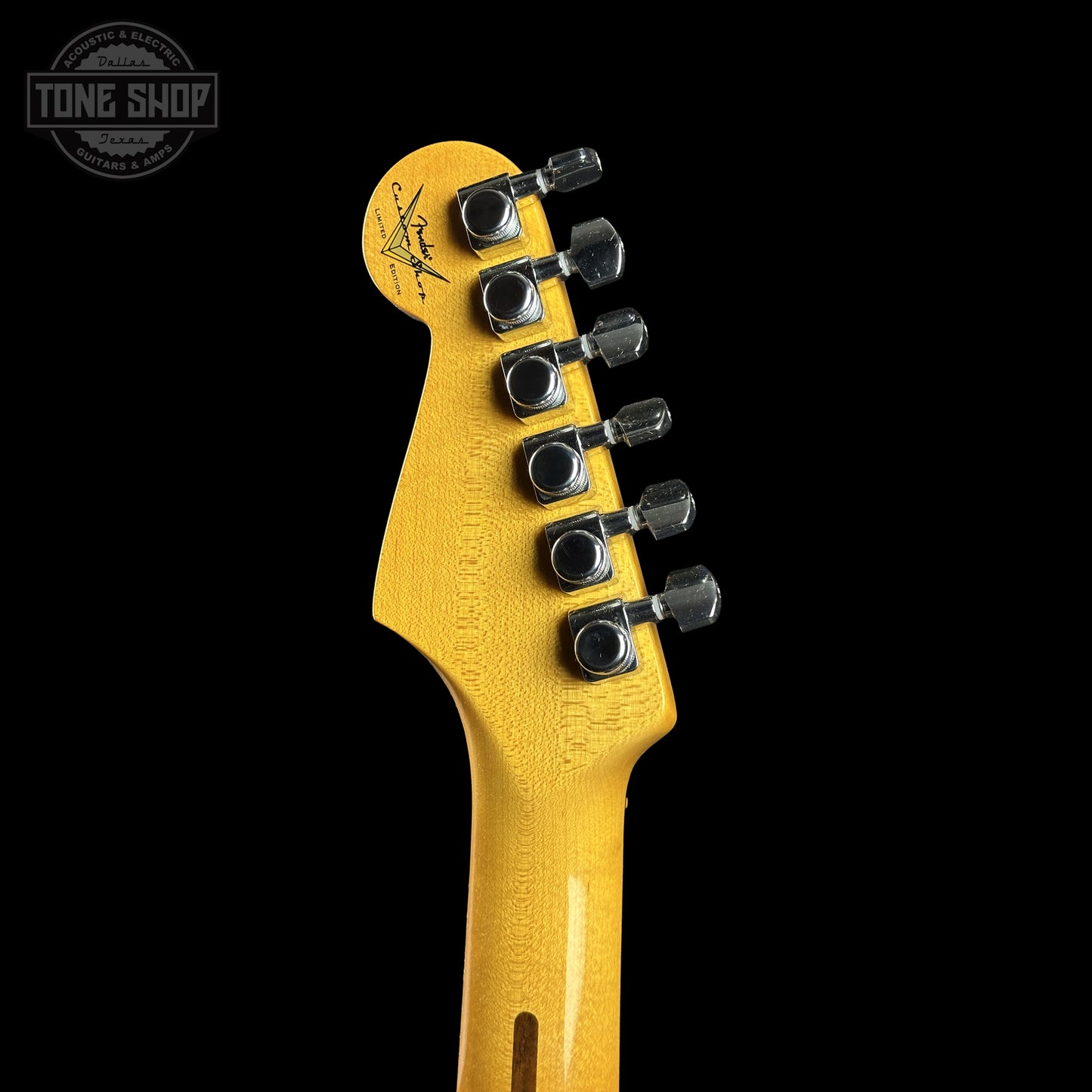 Back of Fender Custom Shop Custom Deluxe Stratocaster NOS Aged Lake Placid Blue CZ589420 headstock.