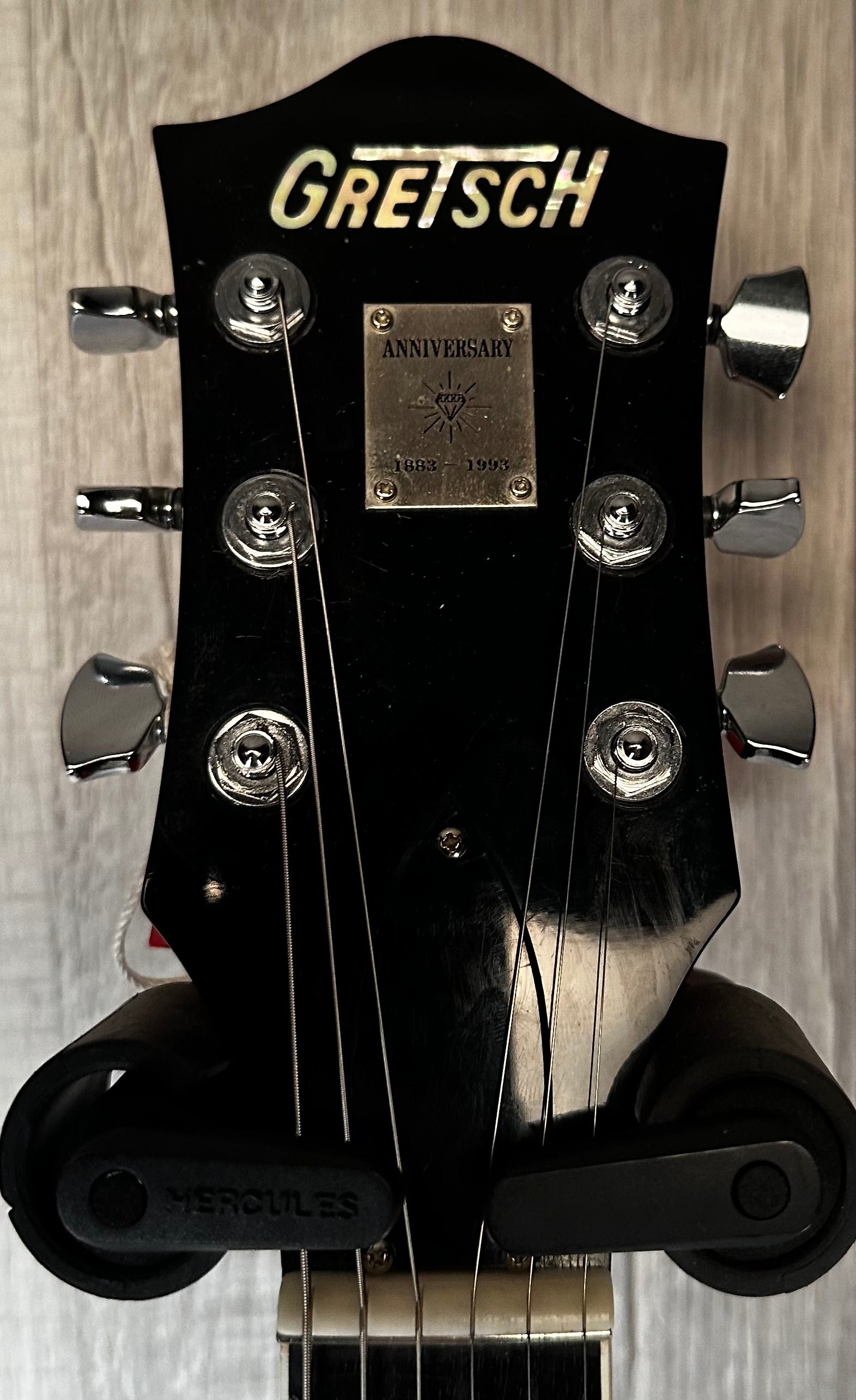 Headstock view of Used 2001 Gretsch G6118JR Double Anniversary JR 2-Tone Green w/Locking Tuners w/case 