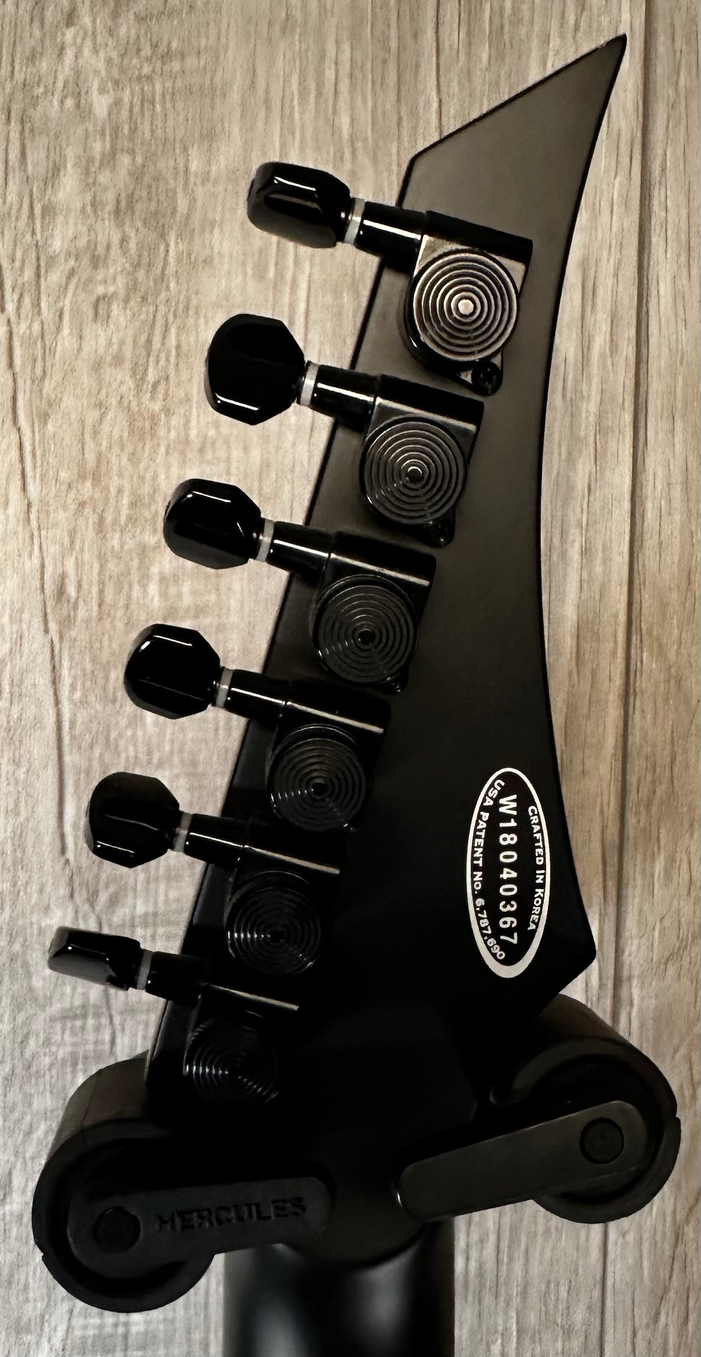Back of headstock view of Used Line 6 Shuriken Variax Guitar w/bag & XP5AB Control Switch