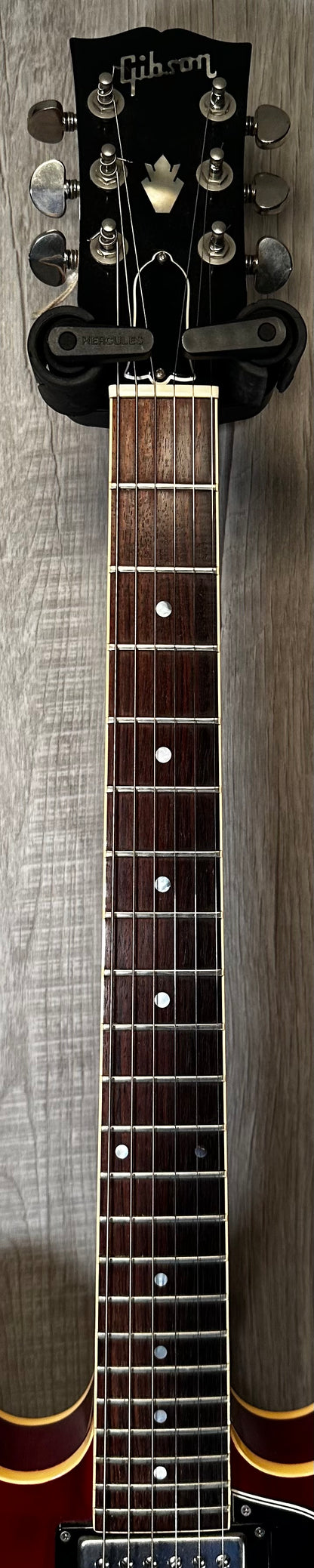 Neck of Used 1983 Gibson ES-335 Cherry Sunburst w/case TSS3477