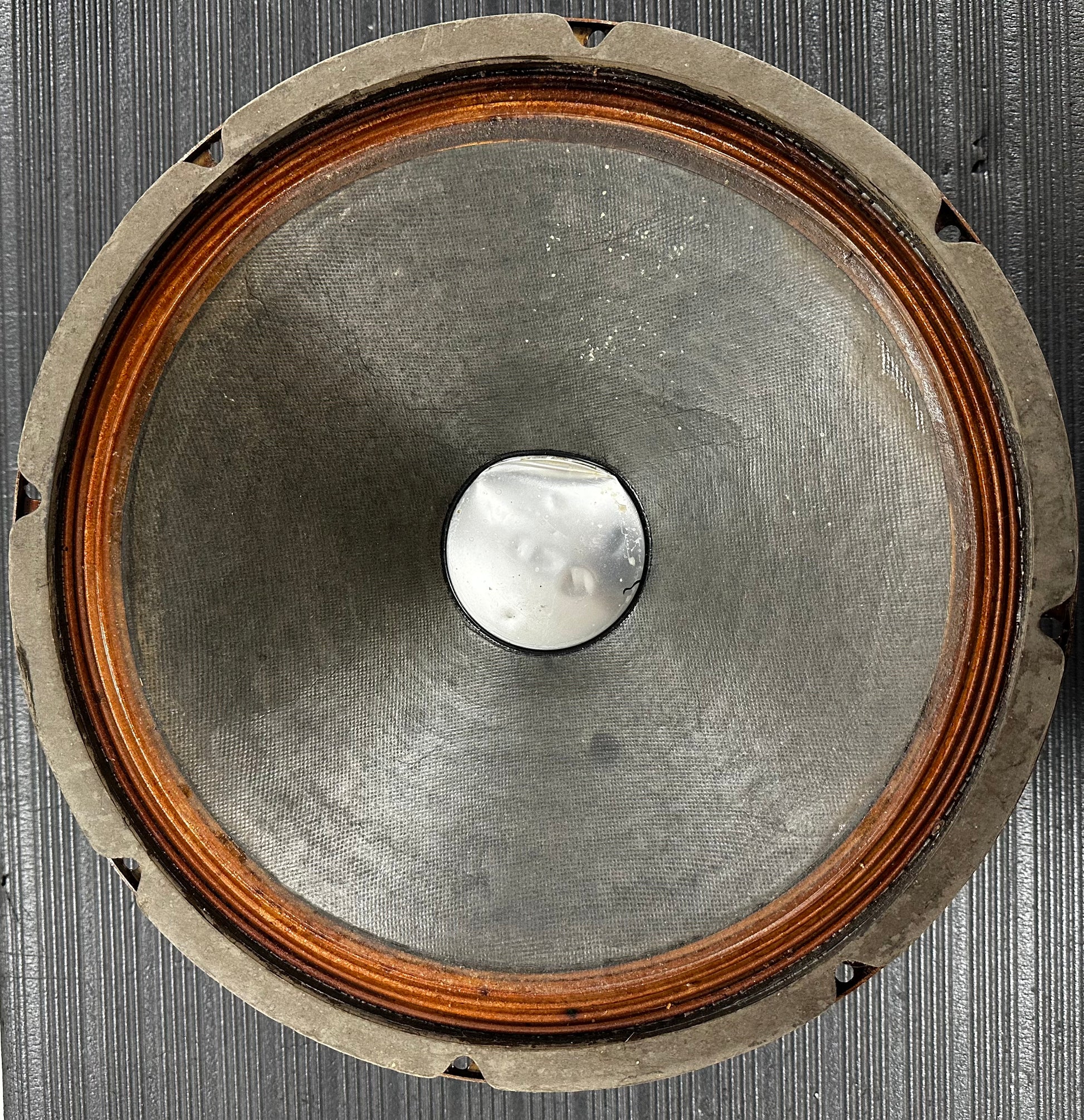 Top down of Used 1972 Utah V15-RC19 Speaker TSS2855.