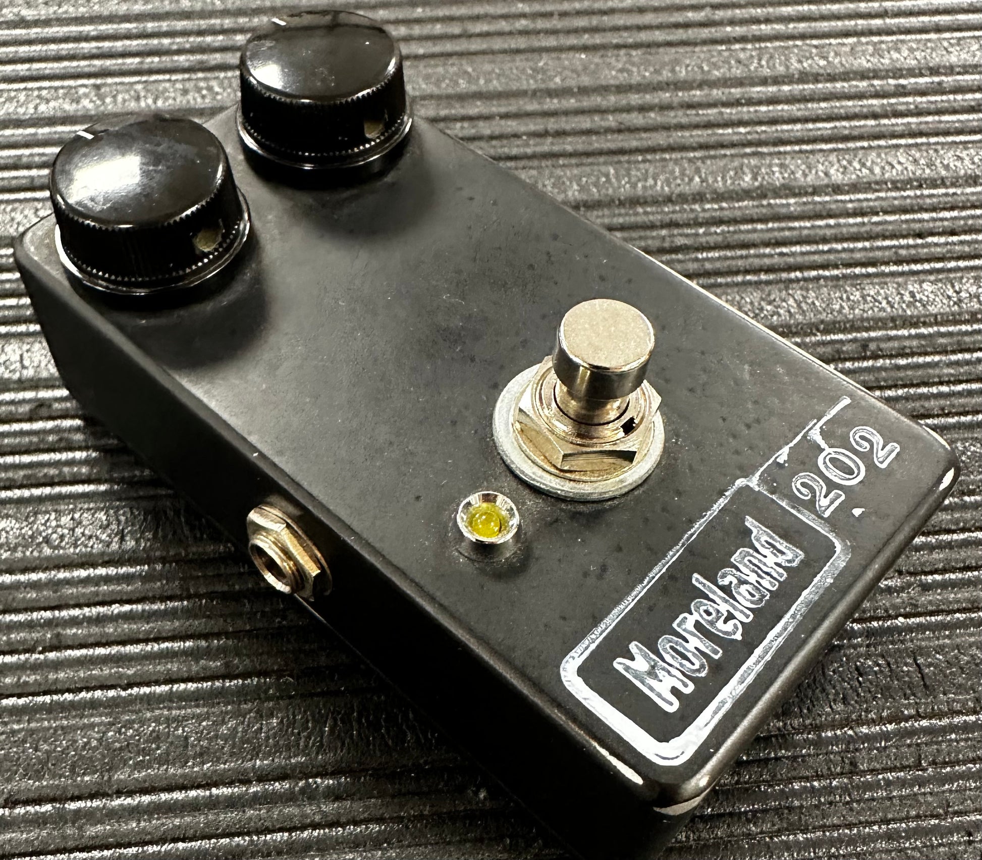 Top angle of Used Moreland Magnetics 202 Distortion Pedal #5 of 5 TSS2813.