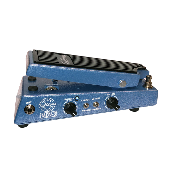 Front side angle of Fulltone Custom Shop Mini-Deja'Vibe3 v2.