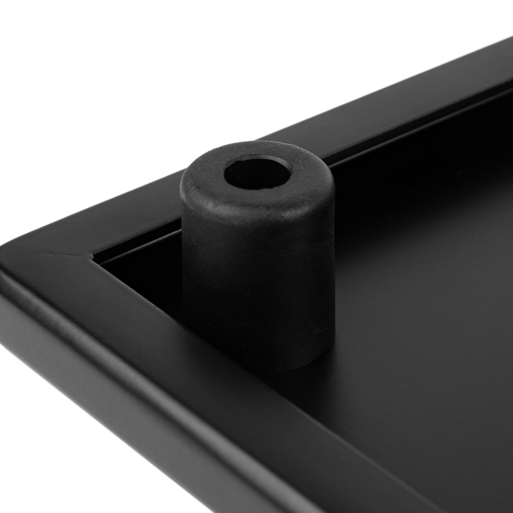 Close up of Vertex By Gator Tour Compact 27" x 13" Pedalboard & Riser foot.