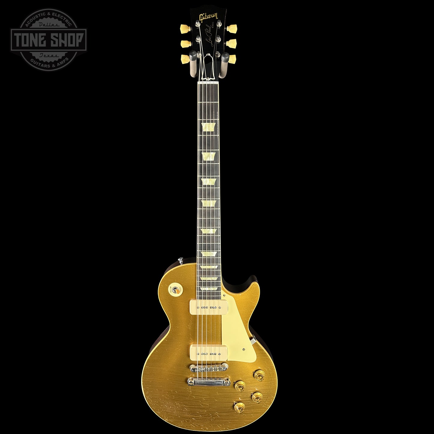 Full frontal of Gibson Custom Dealer Select 1956 Les Paul Chambered Goldtop Aged 64566.