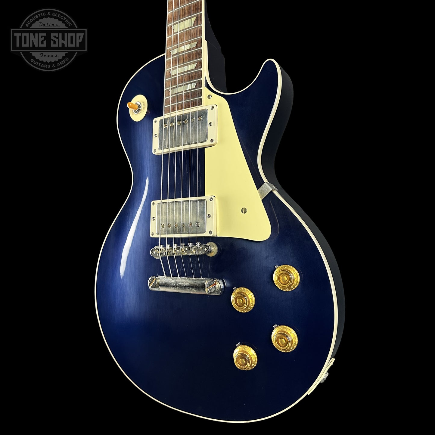 Front right angle of Gibson Custom Dealer Select 1958 Les Paul Chambered Candy Apple Blue VOS 84867.