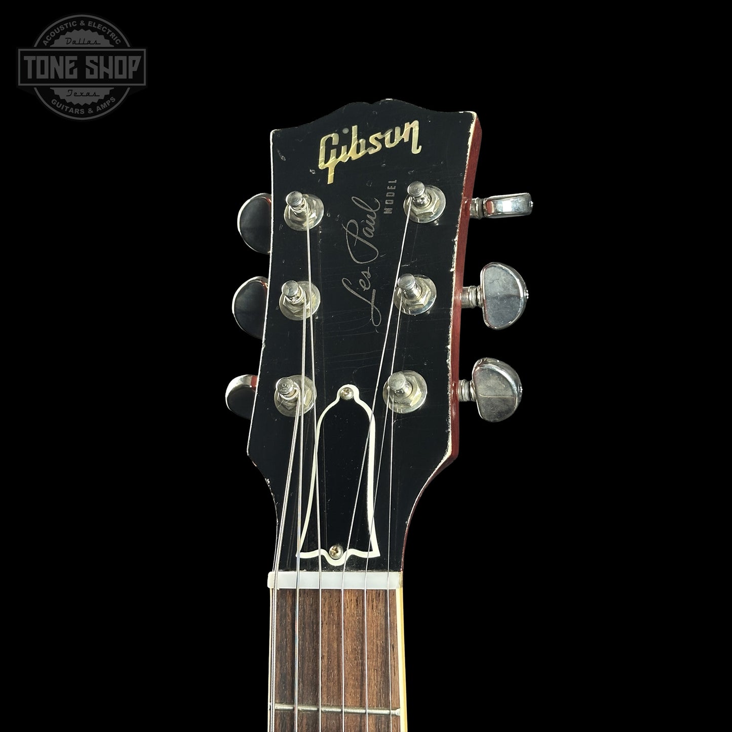 Headstock of Gibson Custom Dealer Select 1958 Les Paul Chambered Lemon Burst Light Aged 84617.