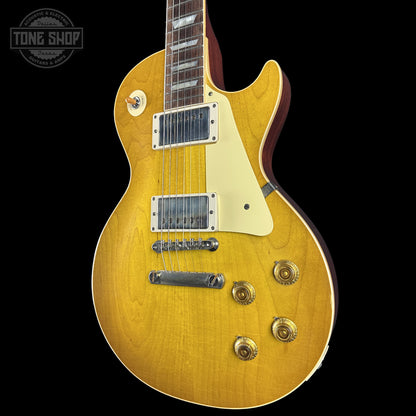 Front right angle of Gibson Custom Dealer Select 1958 Les Paul Chambered Lemon Burst Light Aged 84634.