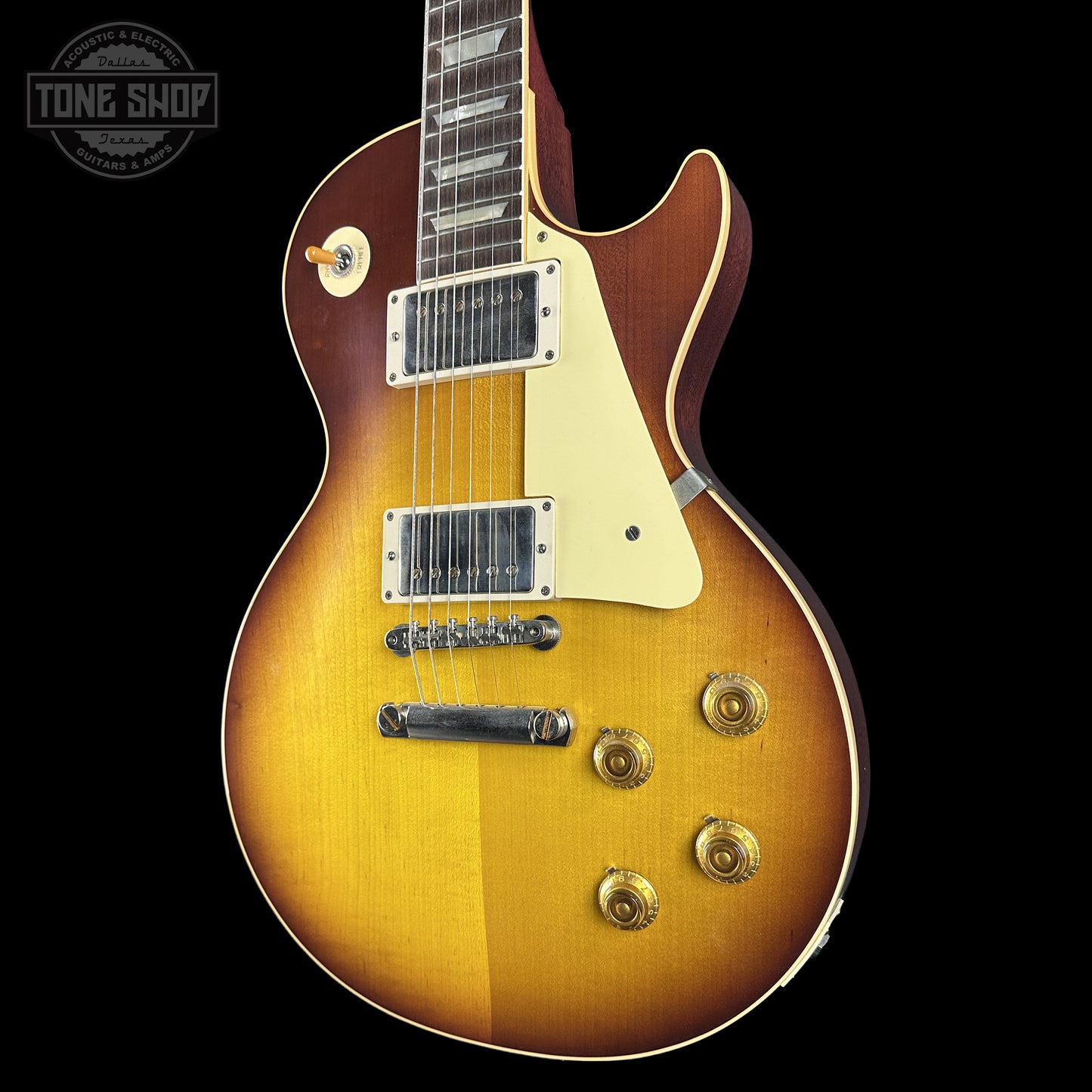 Front right angle of Gibson Custom Dealer Select 1958 Les Paul Chambered Slow Iced Tea Fade VOS 84979.
