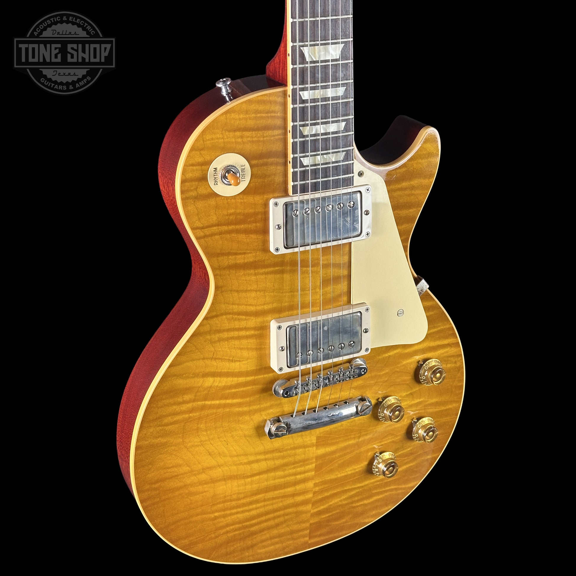 Front left angle of Gibson Custom Dealer Select 1959 Les Paul Chambered Lemon Burst Ultra Light Aged 943677 body.