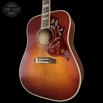 Front right bottom angle of Gibson Custom Dealer Select 1960 Hummingbird Reissue Sinker Heritage Cherry Sunburst 23175191.