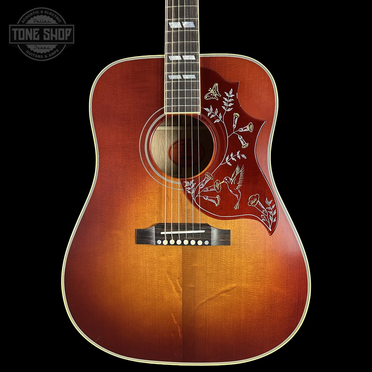 Front of Gibson Custom Dealer Select 1960 Hummingbird Reissue Sinker Heritage Cherry Sunburst 23175199.