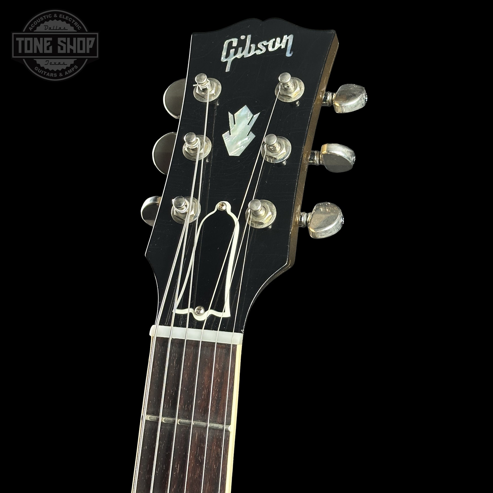 Headstock of Gibson Custom Dealer Select 1964 ES-335 Double Gold w/Black Stinger Ultra Light Aged.