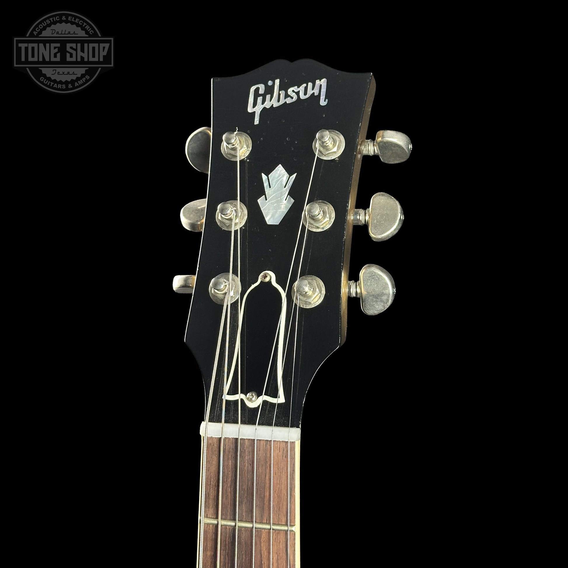 Headstock of Gibson Custom Dealer Select 1964 ES-335 Double Gold w/Black Stinger Ultra Light Aged 131340.