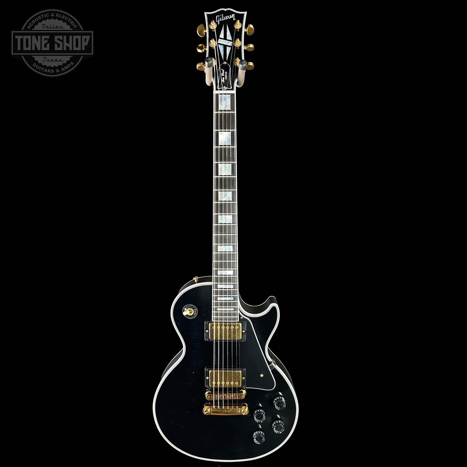 Full frontal of Gibson Custom Dealer Select Les Paul Custom Ebony Ultra Light Aged CS502595.