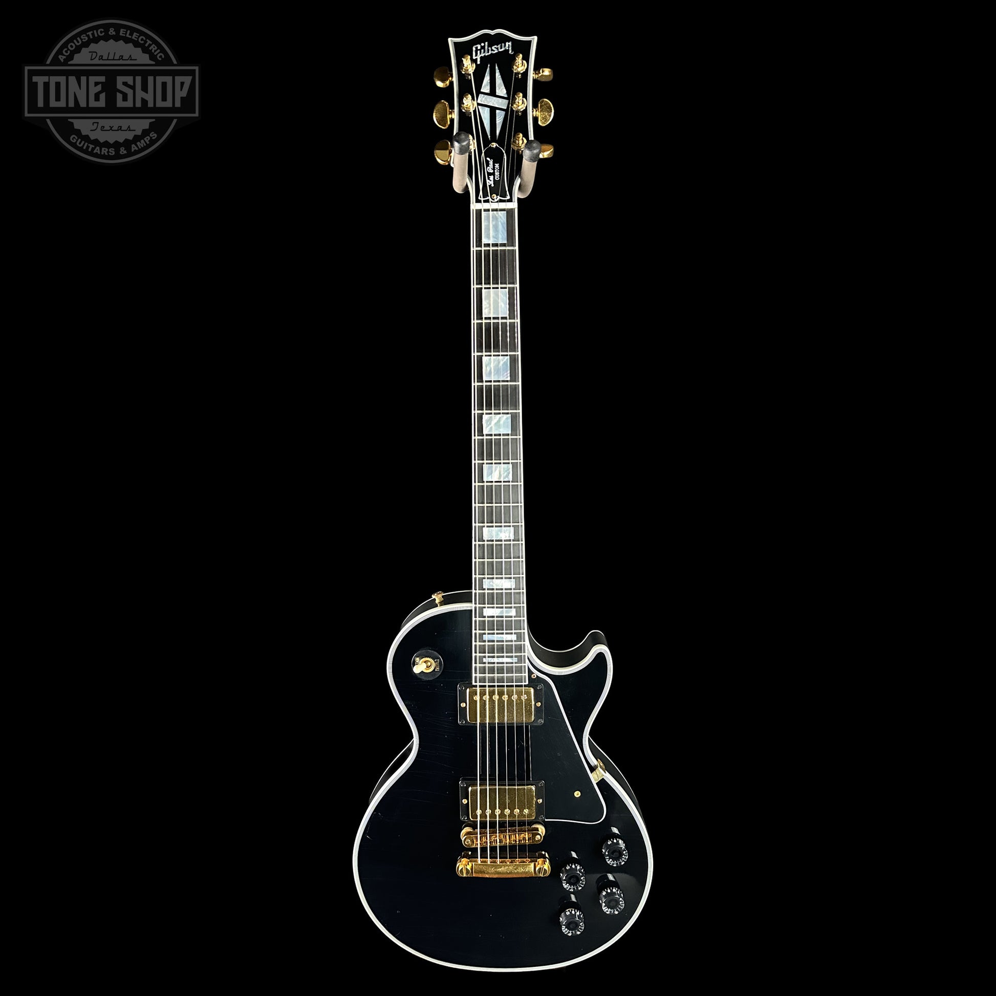 Full frontal of Gibson Custom Dealer Select Les Paul Custom Ebony Ultra Light Aged CS502621.
