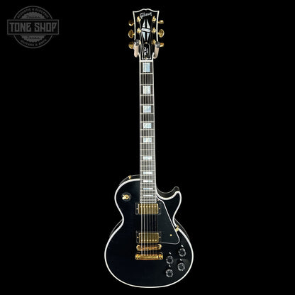 Full frontal of Gibson Custom Dealer Select Les Paul Custom Ebony Ultra Light Aged CS502621.