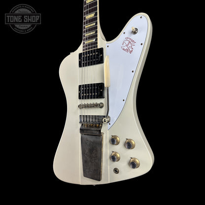 Front right angle of Gibson Custom Shop Dealer's Choice 1963 Firebird V Polaris White Hums Maestro Ultra Light Murphy Lab  Aged 501953.