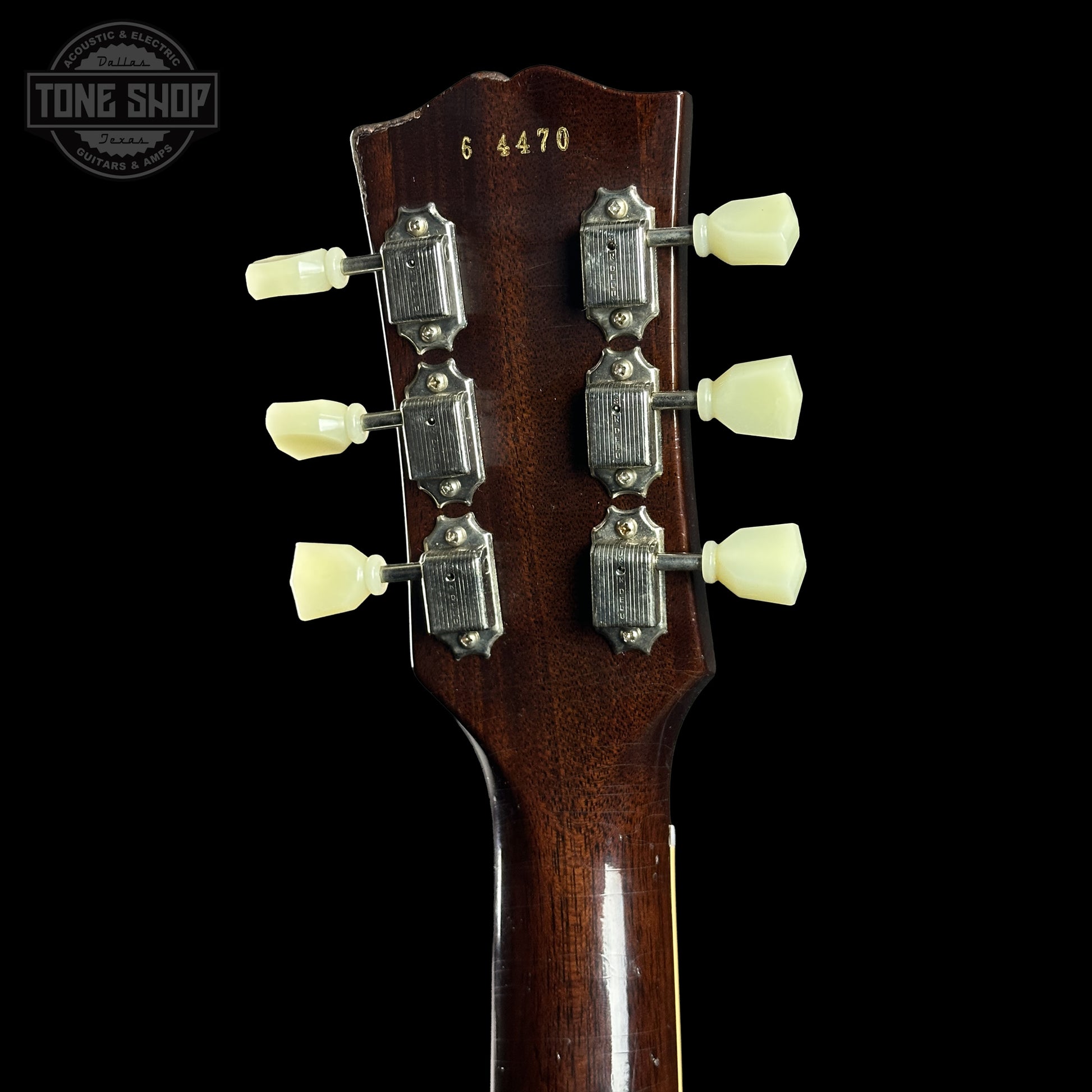 Back of Gibson Custom Dealer Select 1956 Les Paul Chambered Goldtop Aged 64470 headstock.