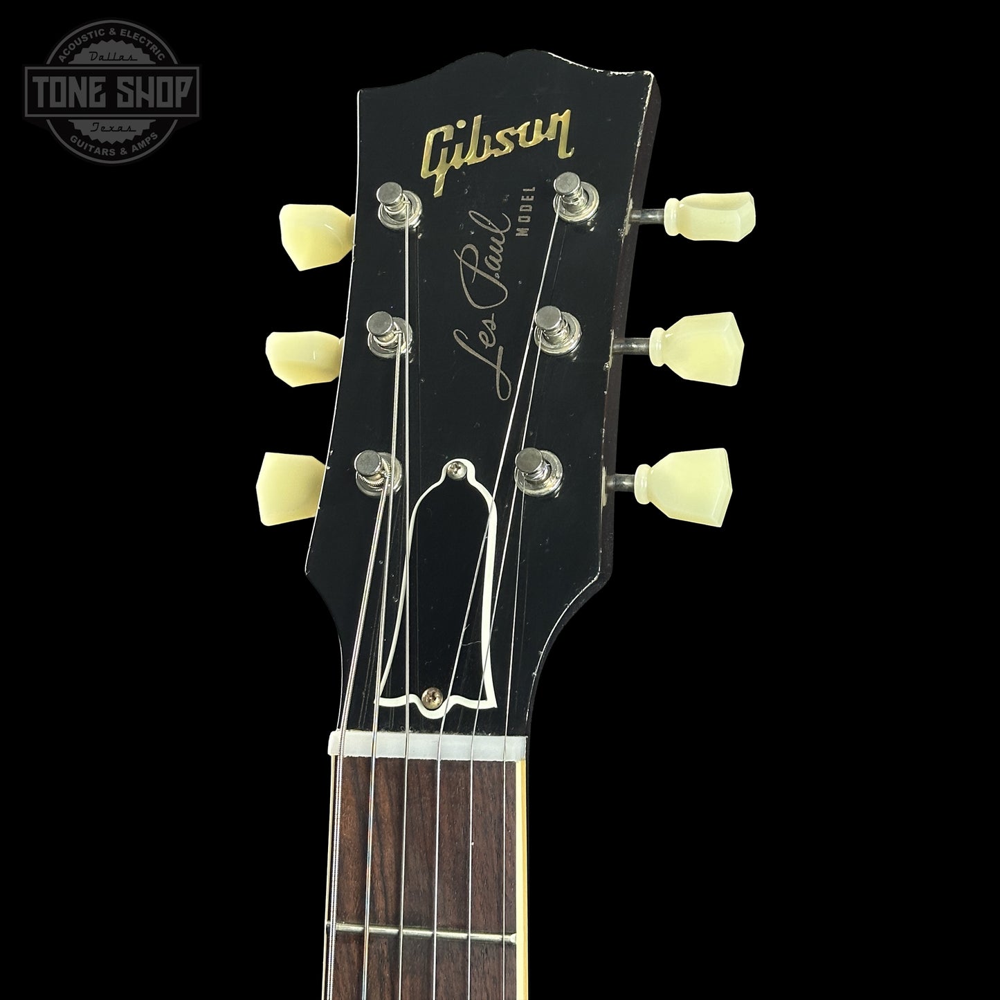 Headstock of Gibson Custom Dealer Select 1956 Les Paul Chambered Goldtop Aged 64498.