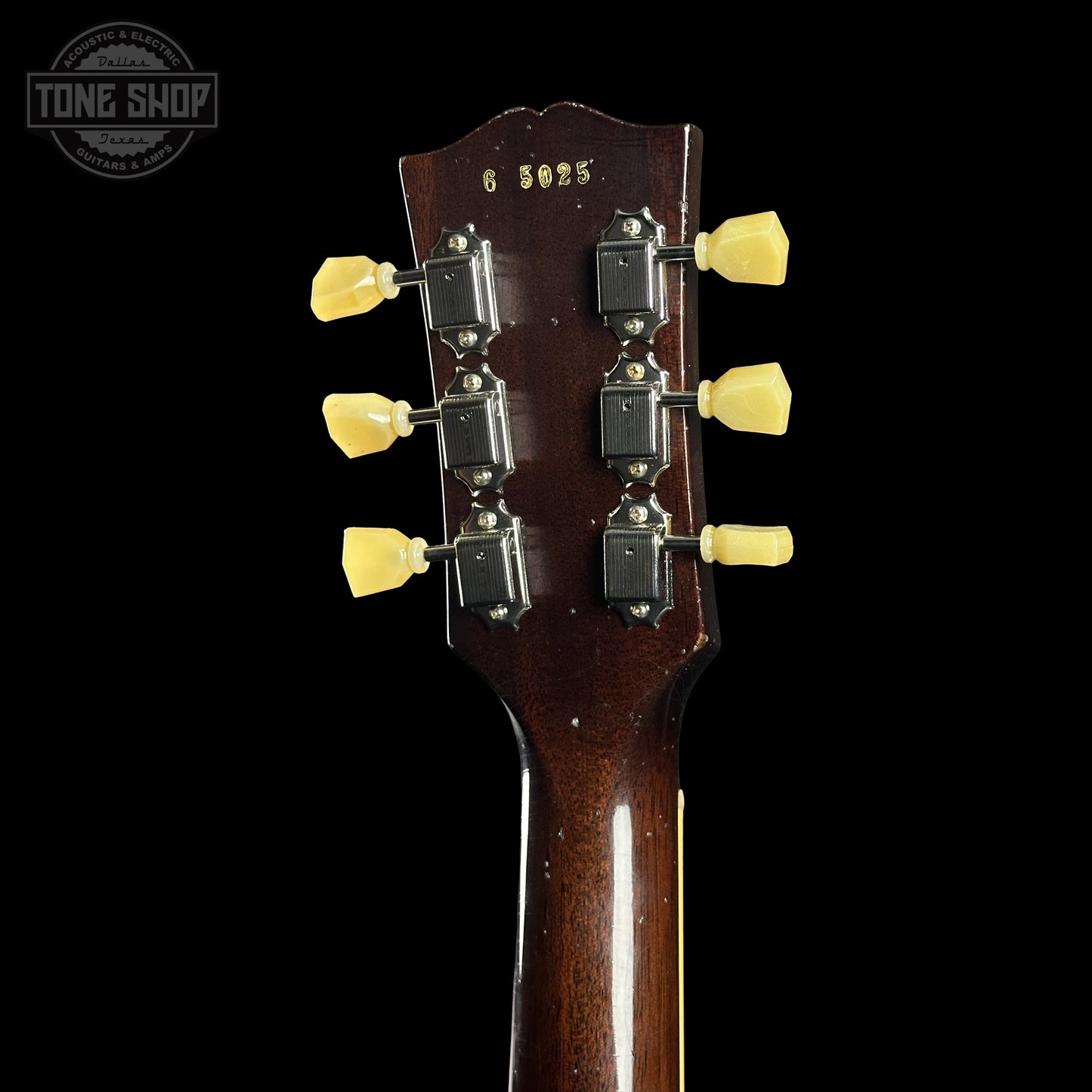 Back of Gibson Custom Dealer Select 1956 Les Paul Chambered Goldtop Aged 65025 headstock.