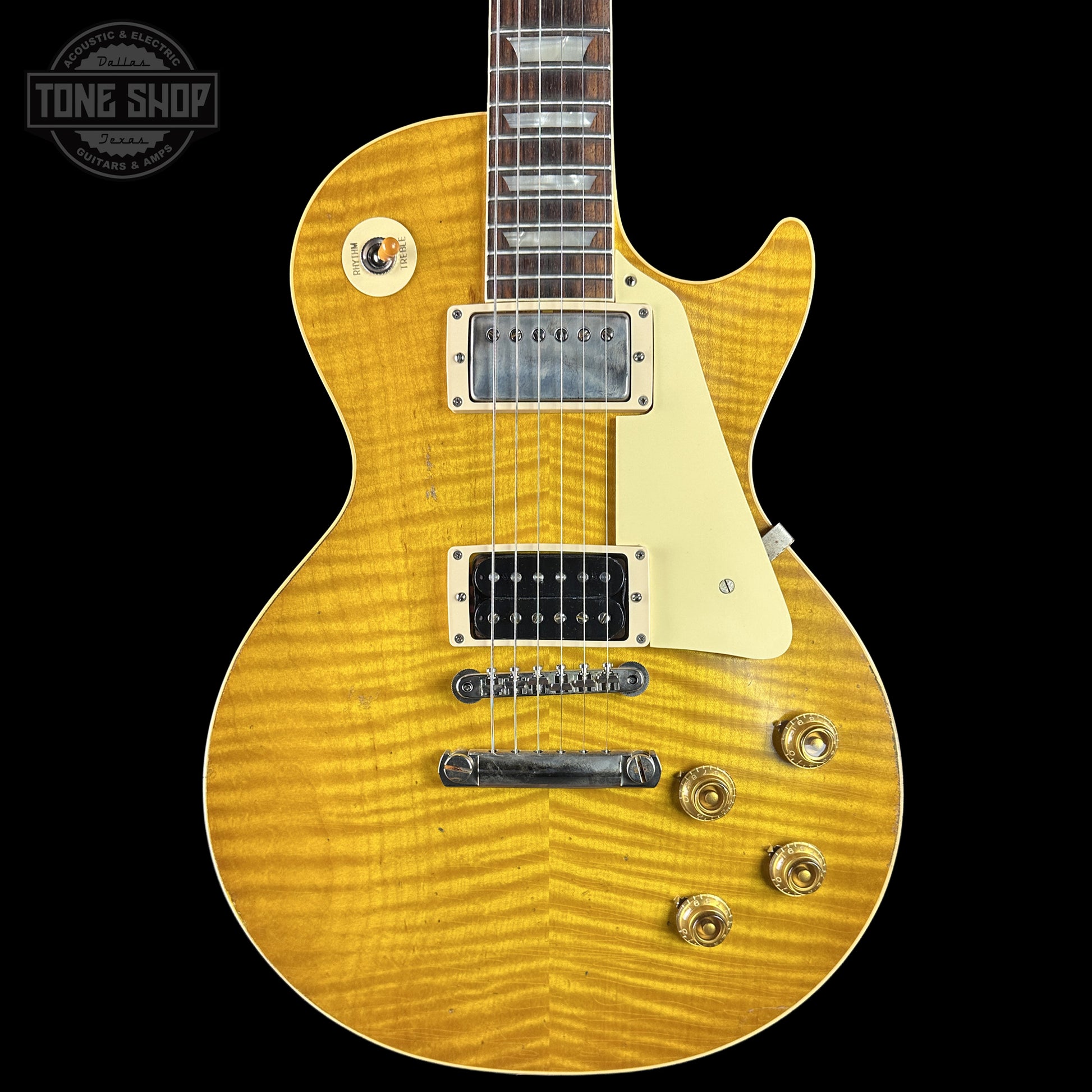 Front of Gibson Custom Dealer Select 1959 Les Paul Chambered Lemon Burst Light Aged 942369.