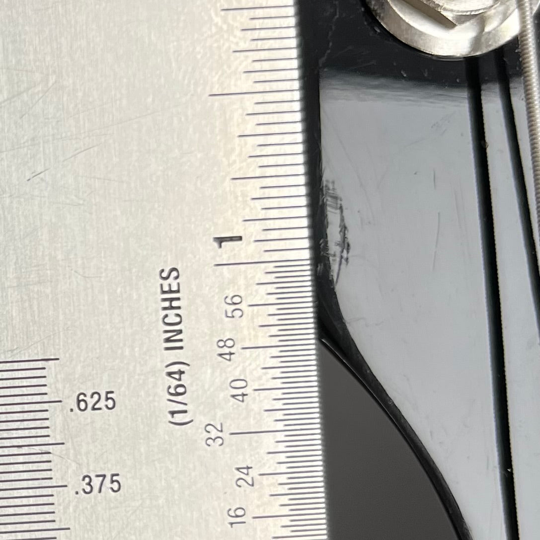 Ding on headstock of Used 2019 Gibson Les Paul Classic Gold Top w/Case TFW2735