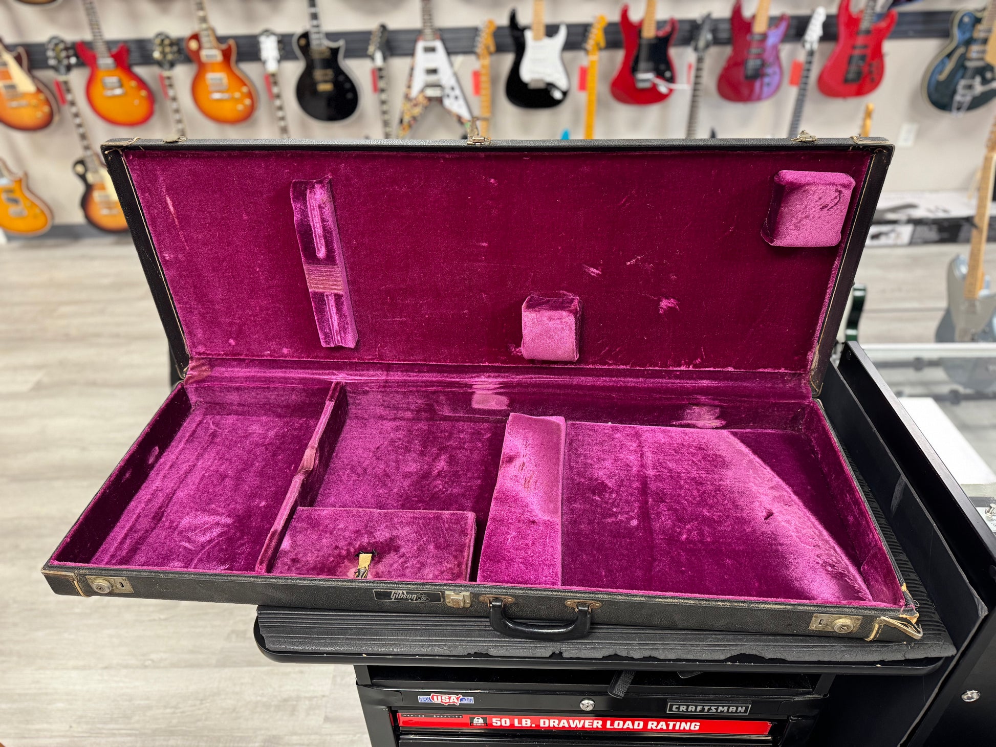 Inside of case of Used 1984 Gibson Explorer w/ Factory Kahler & OHSC Vintage Sunburst TSS6094