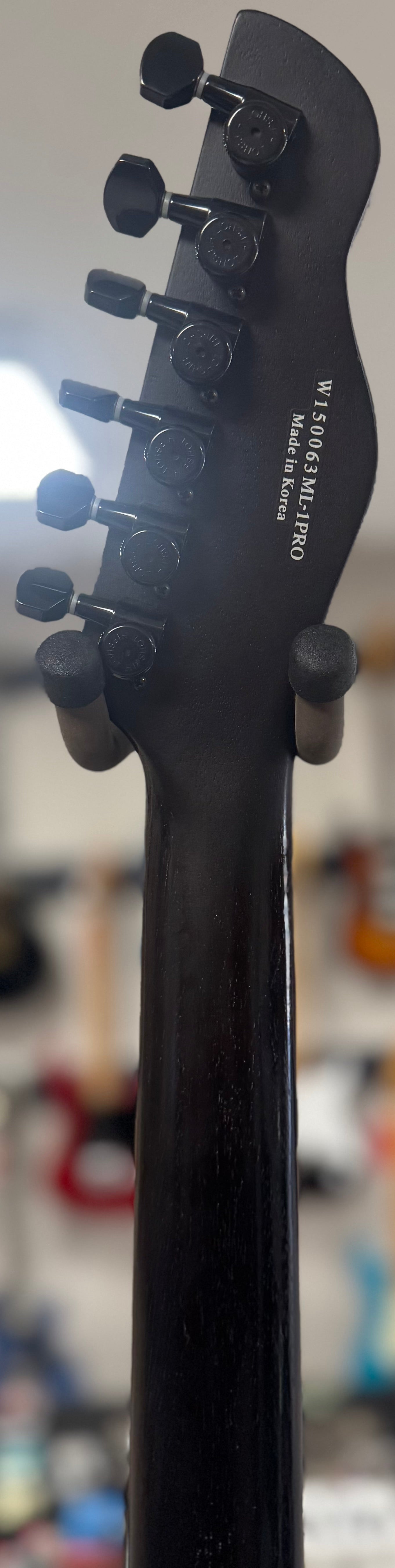 Back of neck of Used Chapman ML1 Pro Natural Walnut w/case TSS6117