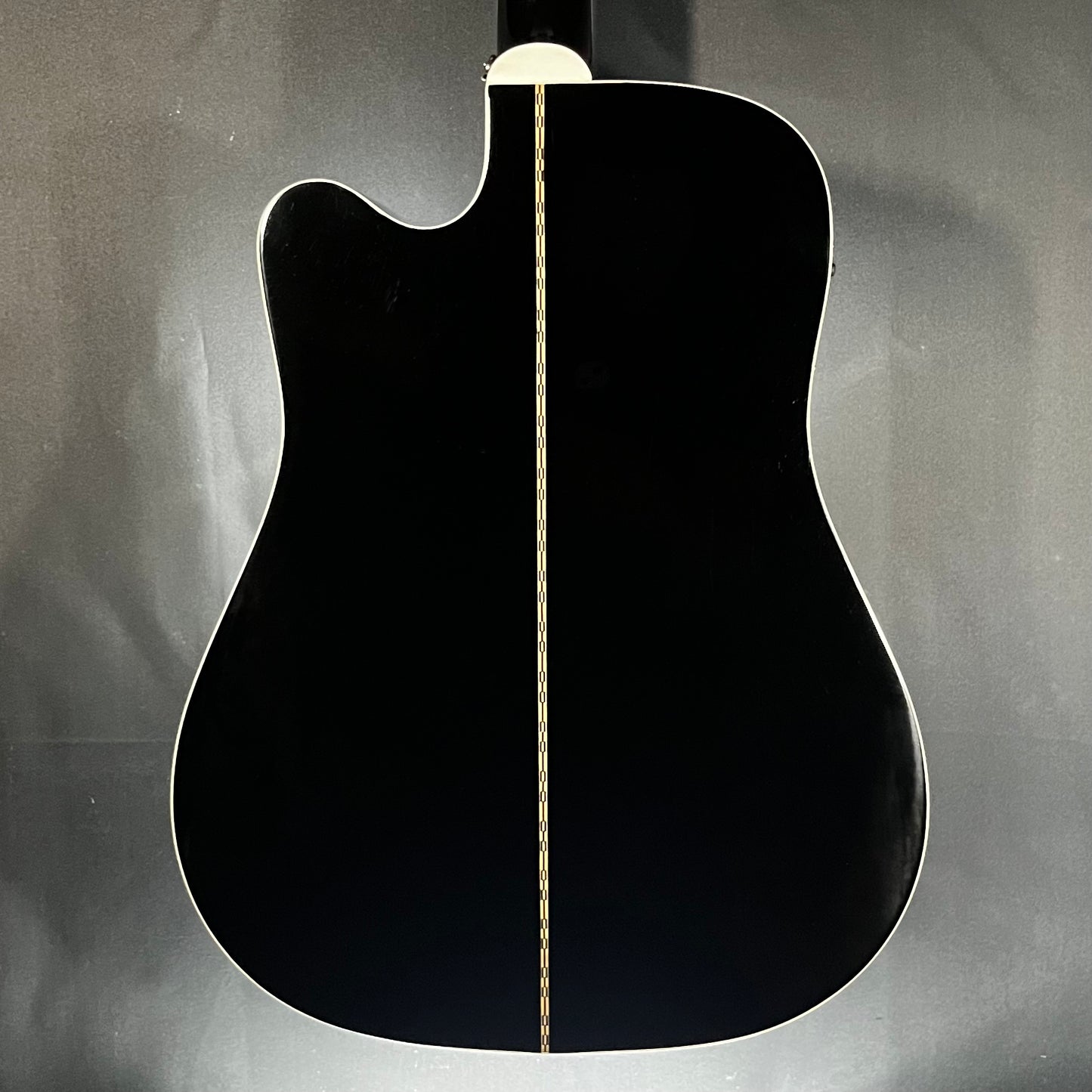 Back of Used 2021 Zager ZAD-80CE AURA/BK Plus w/case TFW2728