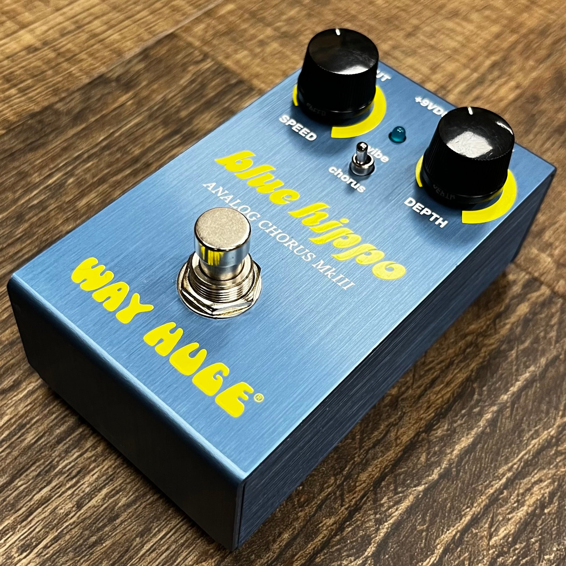 Used Way Huge Blue Hippo MKII WM61 Analog Chorus TFW77 – Tone Shop 